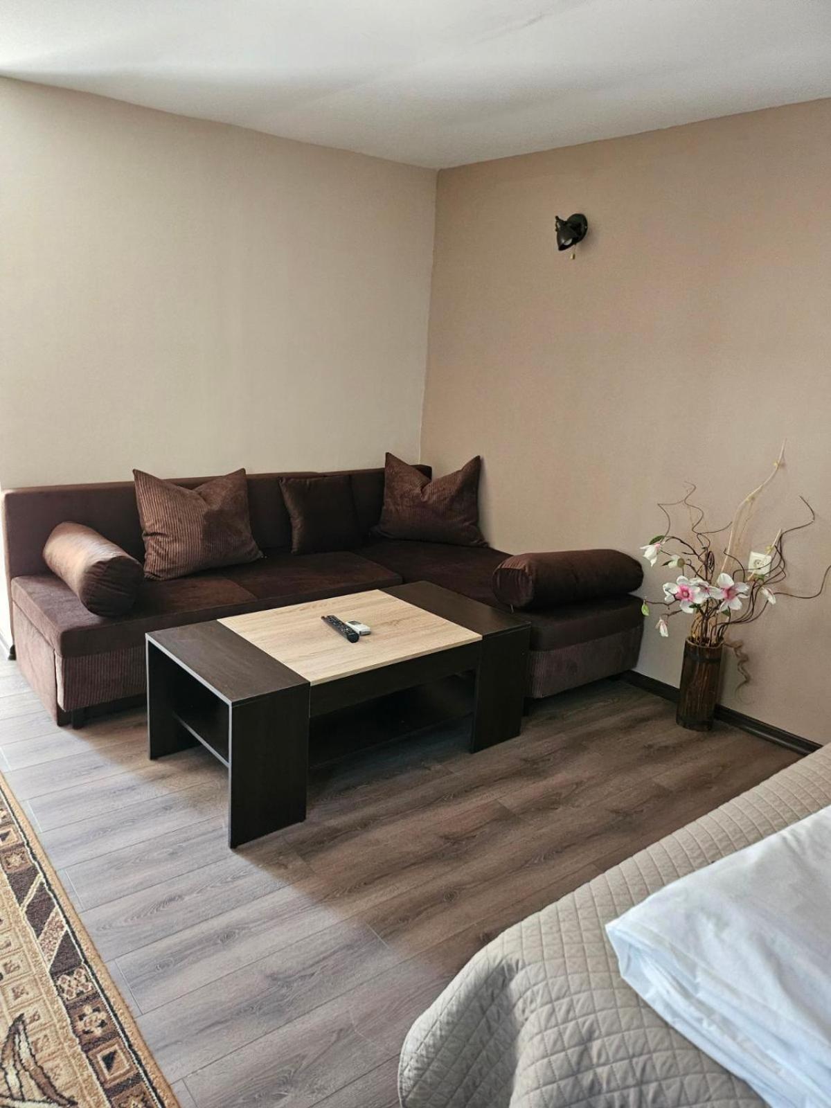 Orehite-Family Hotel ,Food & Pool Bozhichen Dış mekan fotoğraf
