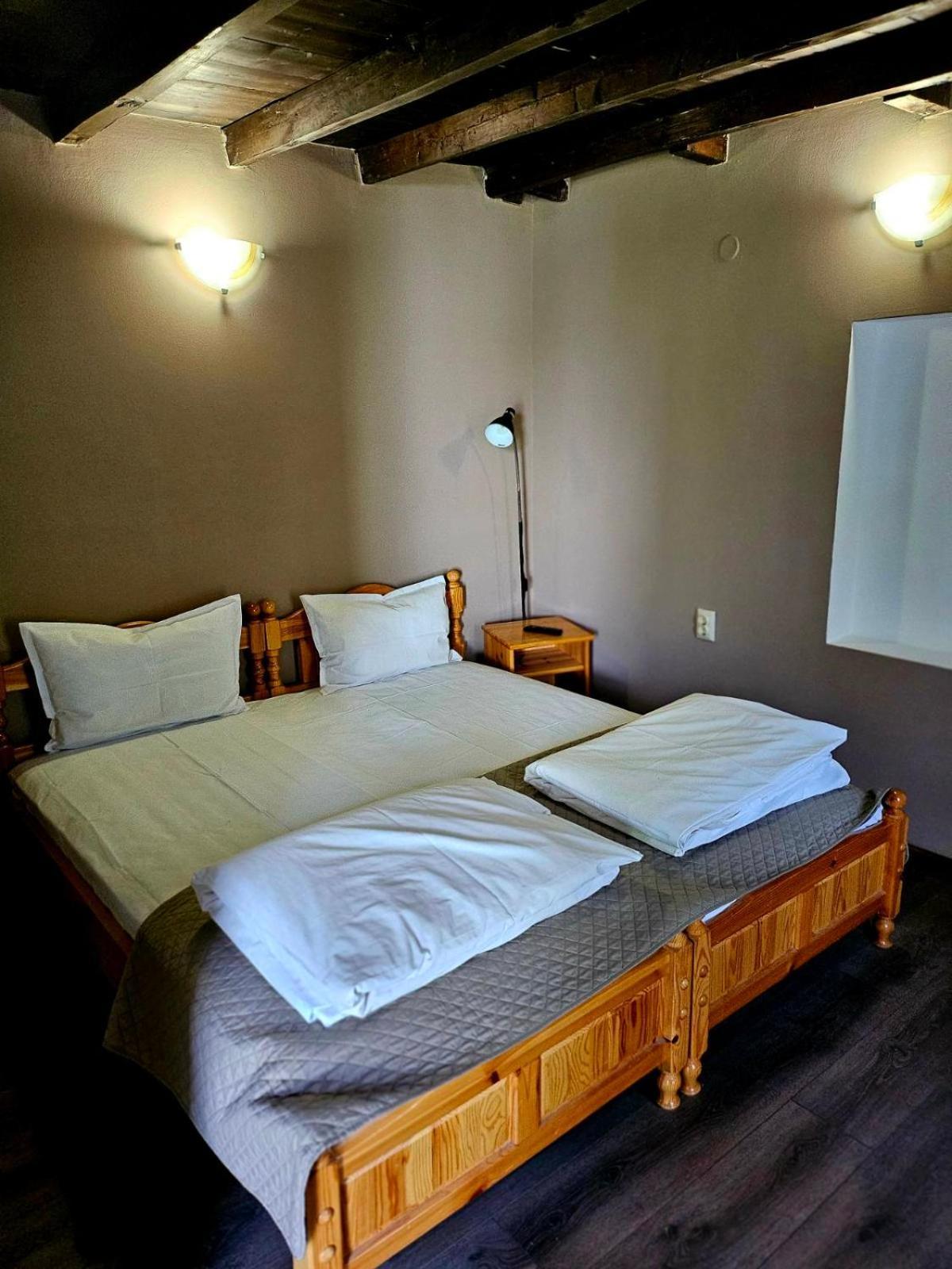 Orehite-Family Hotel ,Food & Pool Bozhichen Dış mekan fotoğraf