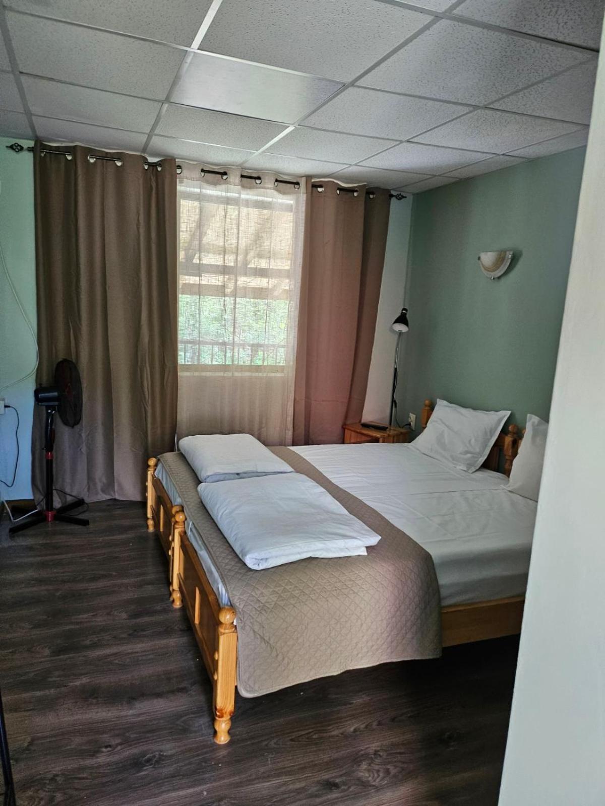 Orehite-Family Hotel ,Food & Pool Bozhichen Dış mekan fotoğraf