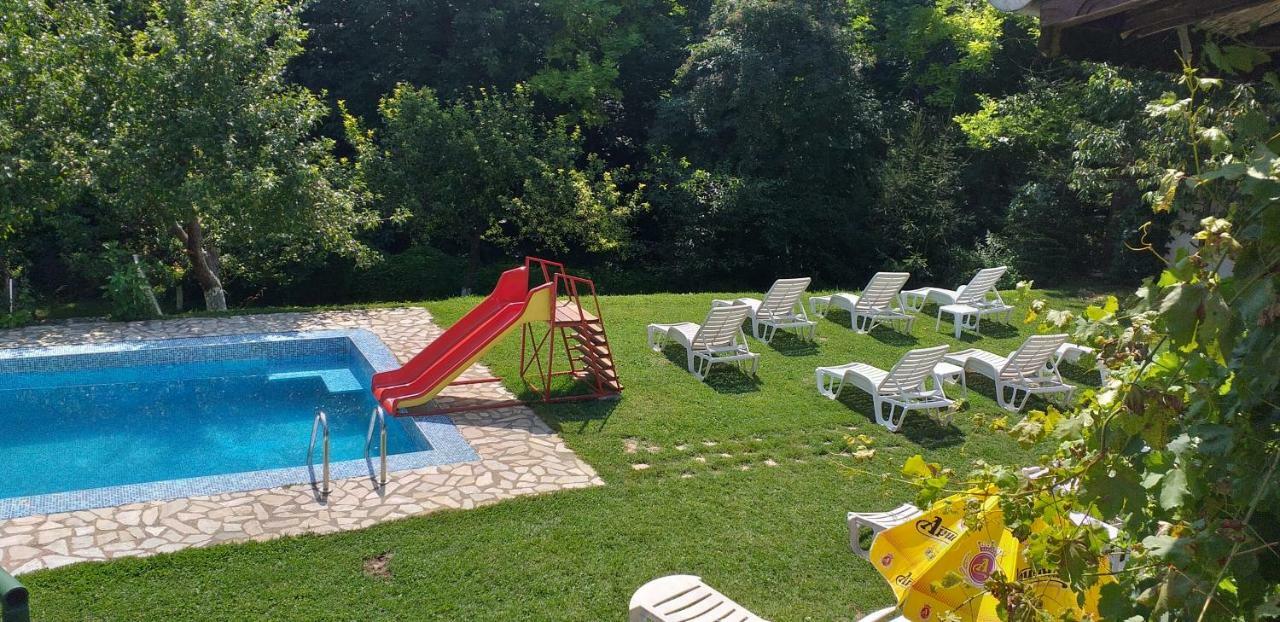 Orehite-Family Hotel ,Food & Pool Bozhichen Dış mekan fotoğraf